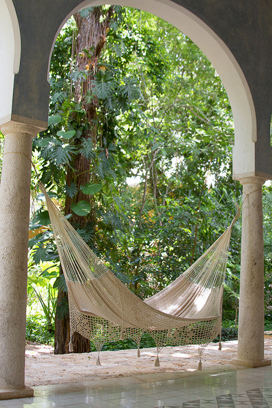 Outdoor undercover cotton hammock with hand crocheted tassels King Size Marble